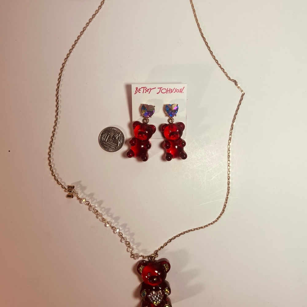 Betsey Johnson Gummy bear red Necklace Rhinestones gold necklace. NWT - Picture 3 of 5